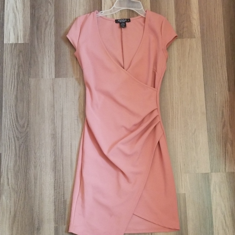 Dress - Picture 3 of 3